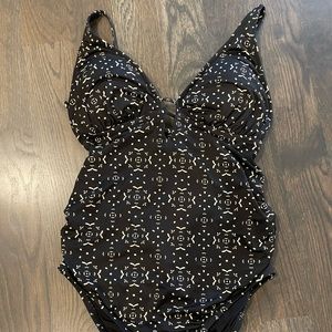 Maternity bathing suit